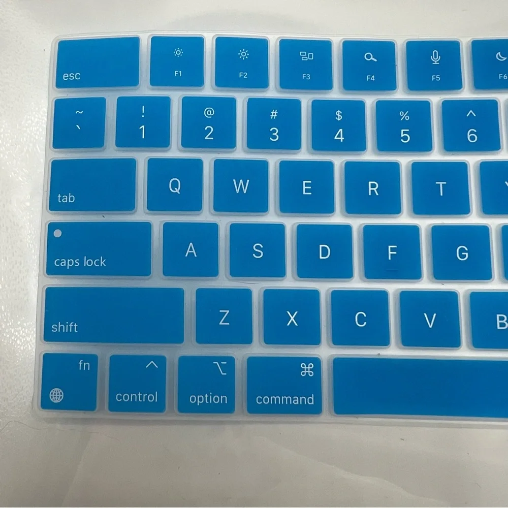 Silicone Keyboard Cover & Dust‎ Plugs for MacBook – Blue